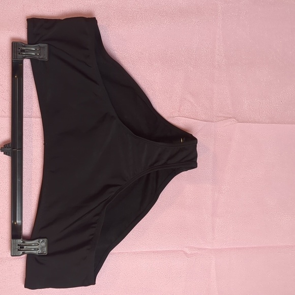 Nasty Gal Brave Soul Plus Size Bikini Bottoms in Black size UK 20 - Picture 1 of 4
